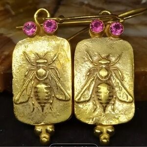 Gold Bee embossed earrings with pink stones , wires